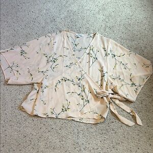 Express Floral Kimono Blouse in Cream